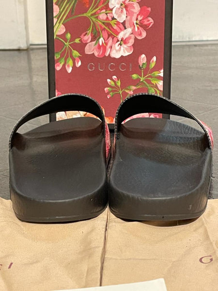 Gucci GG Blooms Supreme Floral Canvas Slides / Sliders, UK Size 3 - V & G Luxe Boutique