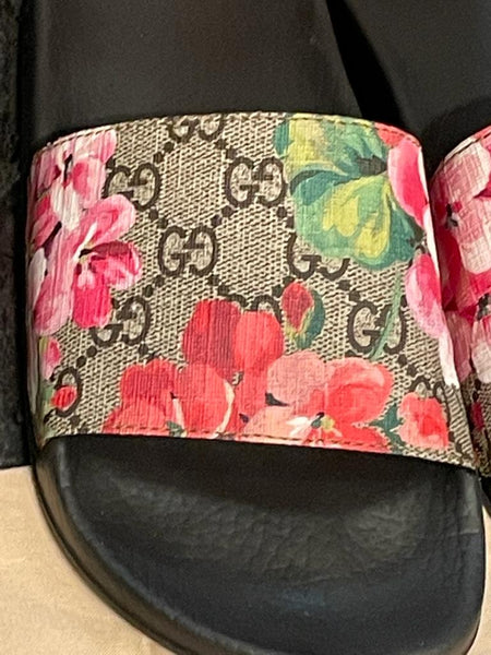 Gucci GG Blooms Supreme Floral Canvas Slides / Sliders, UK Size 3 - V & G Luxe Boutique