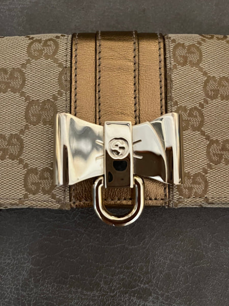 Gucci Beige GG Monogram Clutch Bag - V & G Luxe Boutique
