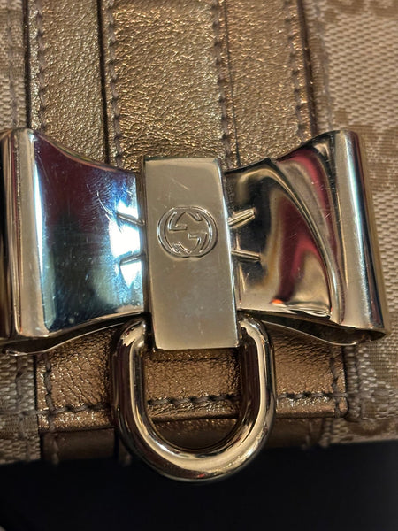 Gucci Beige GG Monogram Clutch Bag - V & G Luxe Boutique