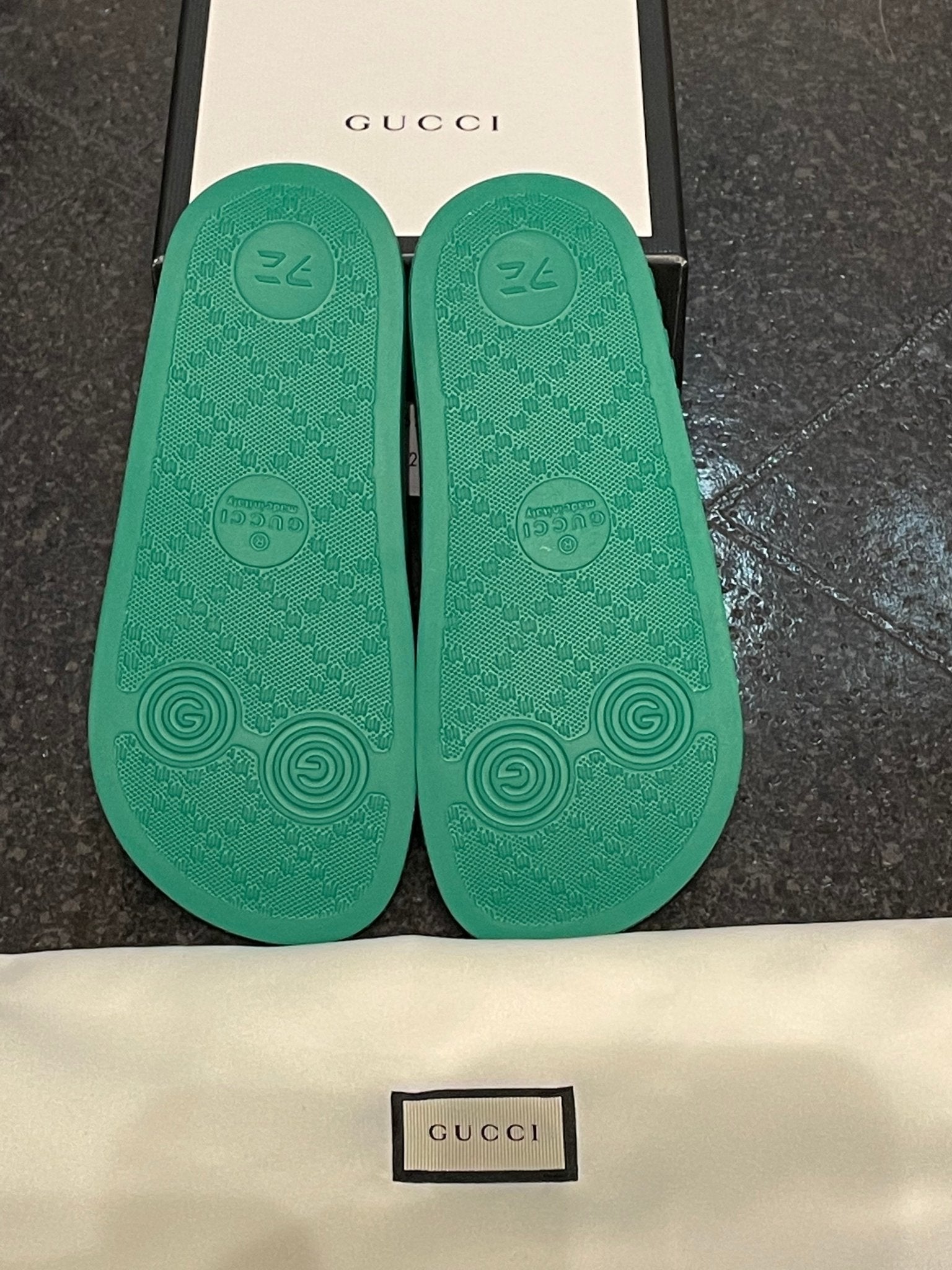 Brand New Boys Gucci Supreme GG Print Kids Baseball Slides Sliders V G Luxe Boutique