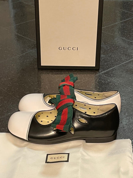Brand New Gucci Girls Black and White Leather Shoes, Size 13 (EU 32) - V & G Luxe Boutique