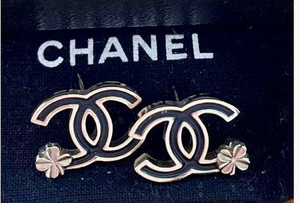 Chanel black earring CC – V & G Luxe Boutique