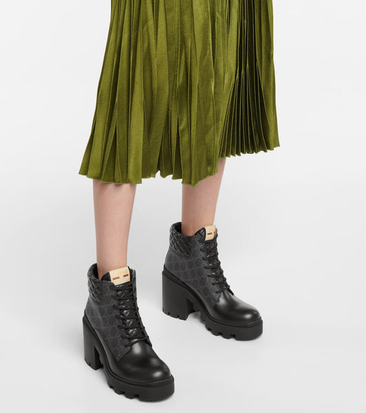 Gucci Brand New GG Black Supreme Boots - V & G Luxe Boutique