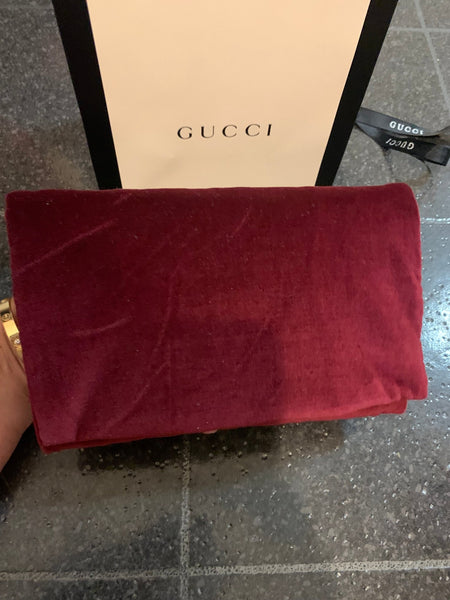 Gucci Brand New Pink Cat Crystal Eye Lips Sunglasses - V & G Luxe Boutique
