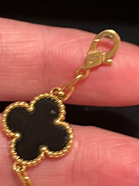 Van Cleef and Arpels Vintage Alhambra bracelet, 5 motifs 18K yellow gold, Onyx