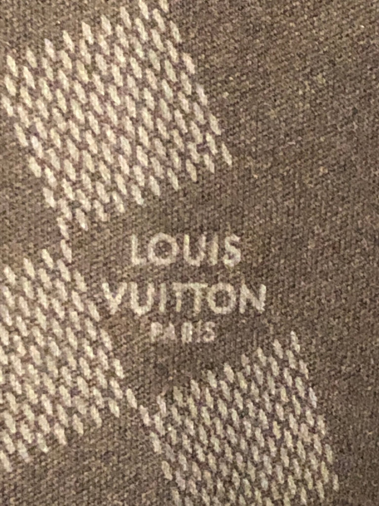 Louis Vuitton Black Damier Pocket Tee – Savonches