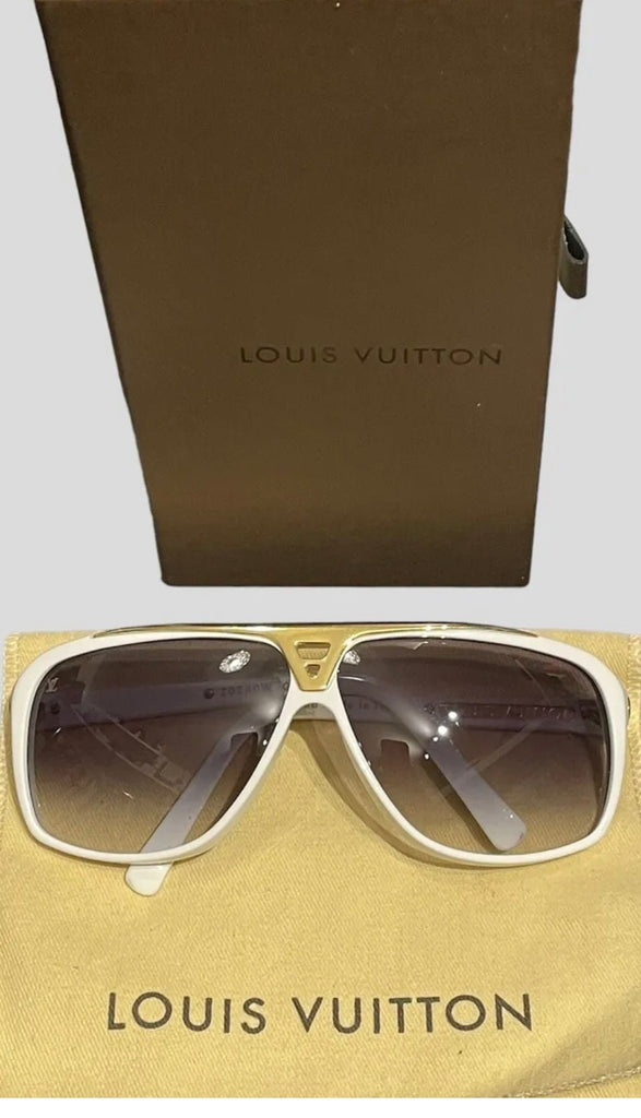 Louis Vuitton Black/Gold Evidence Aviator Sunglasses w. Box & Case