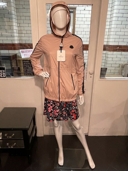 Moncler Girls/ Ladies Pink Hooded Jacket Age 12 or Small Ladies - V & G Luxe Boutique