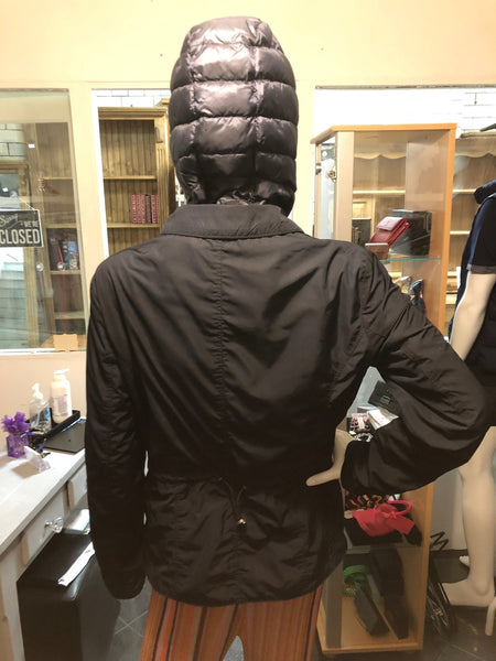 Moncler Ladies Navy Blue Lime Layered Hooded Jacket, Size 3 / UK 12 - V & G Luxe Boutique